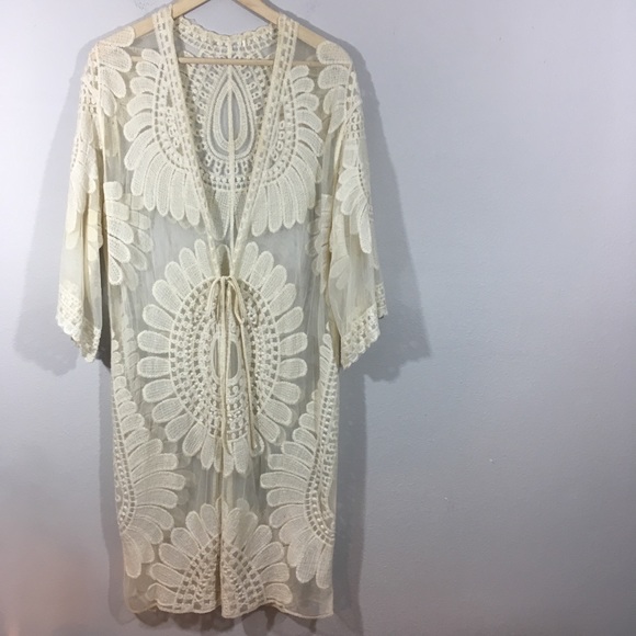 Tops - Embroidered Kimono